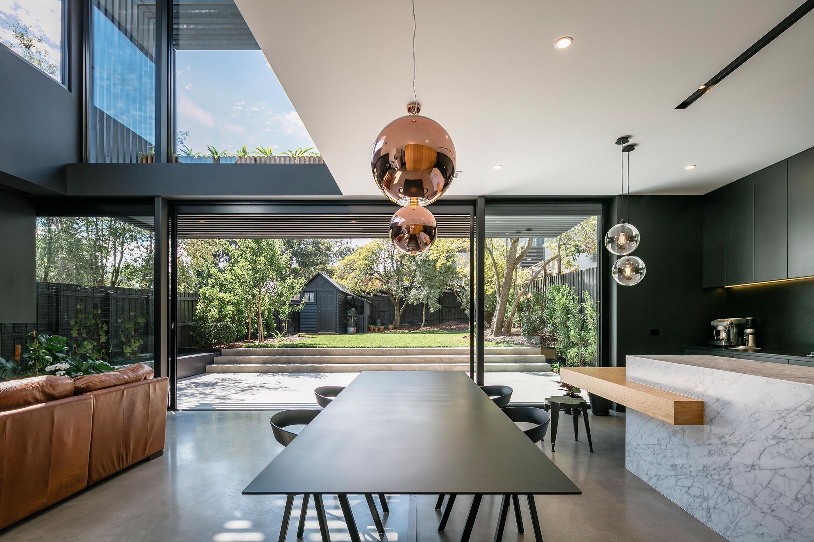 Black House