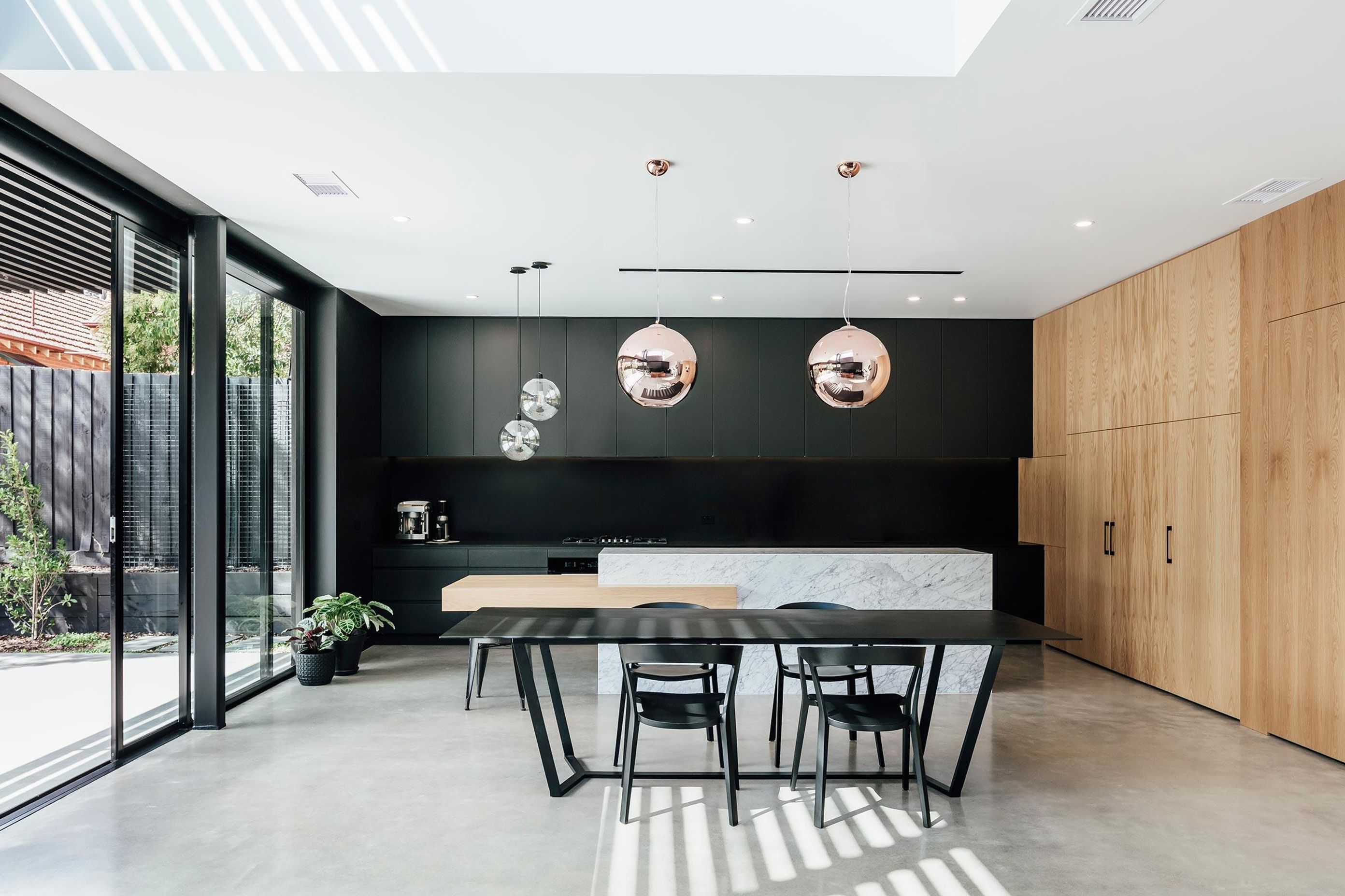 Black House