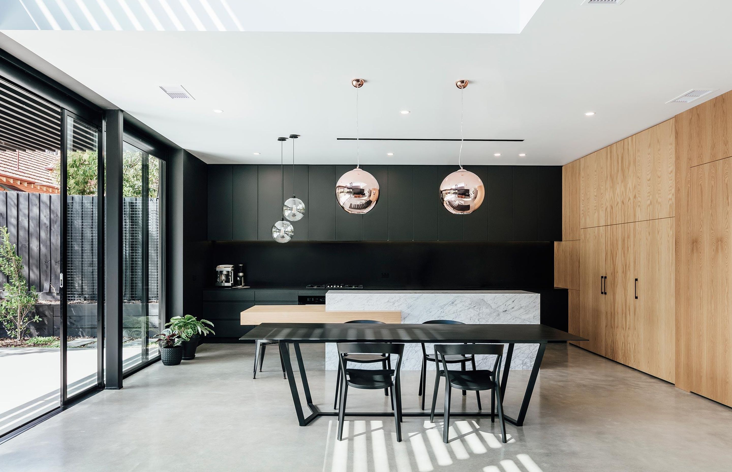 Black House