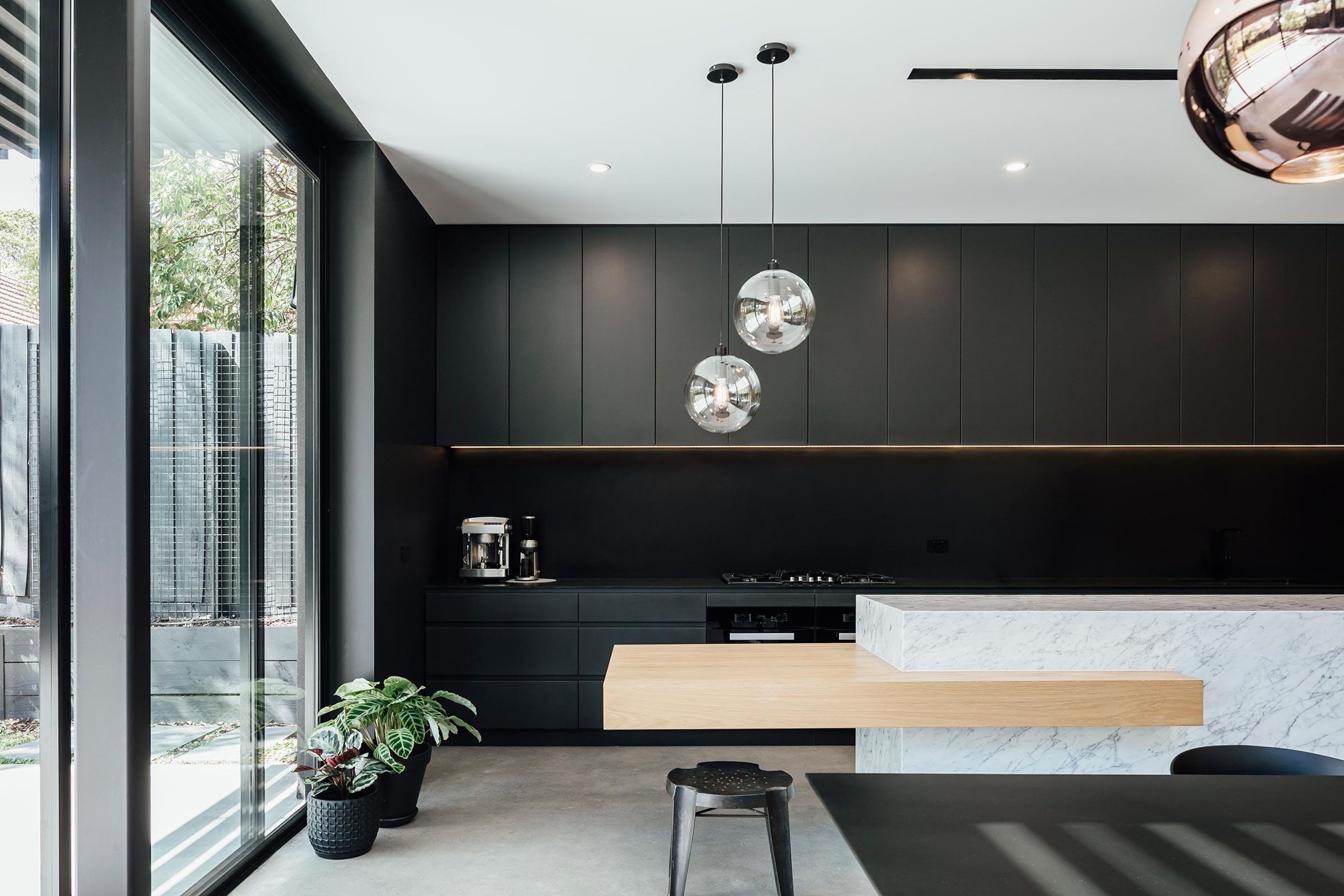 Black House