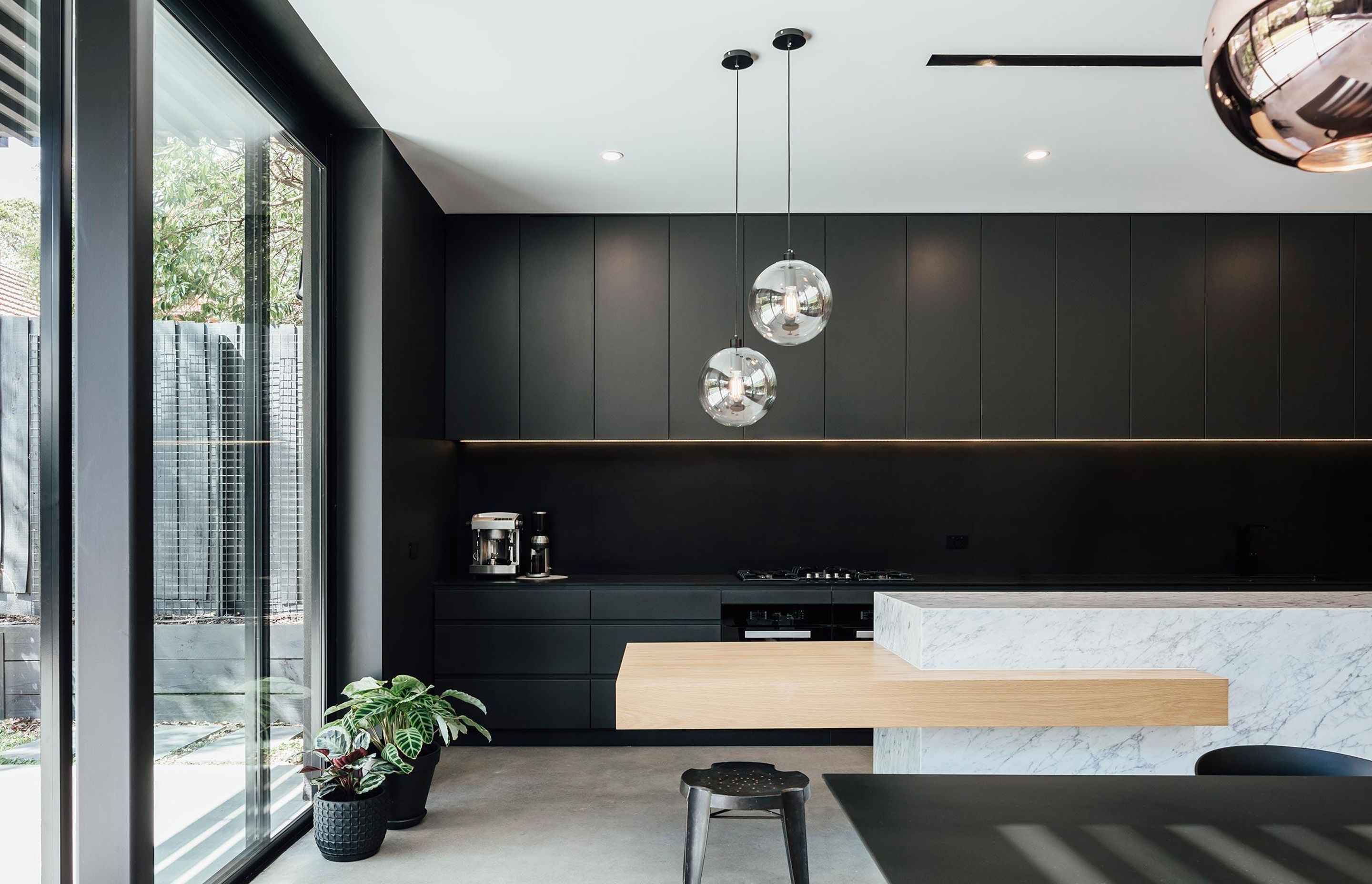 Black House