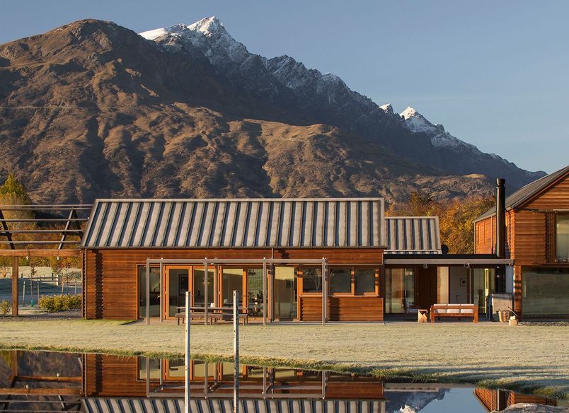 Hawthorn "Contemporary Farm" House