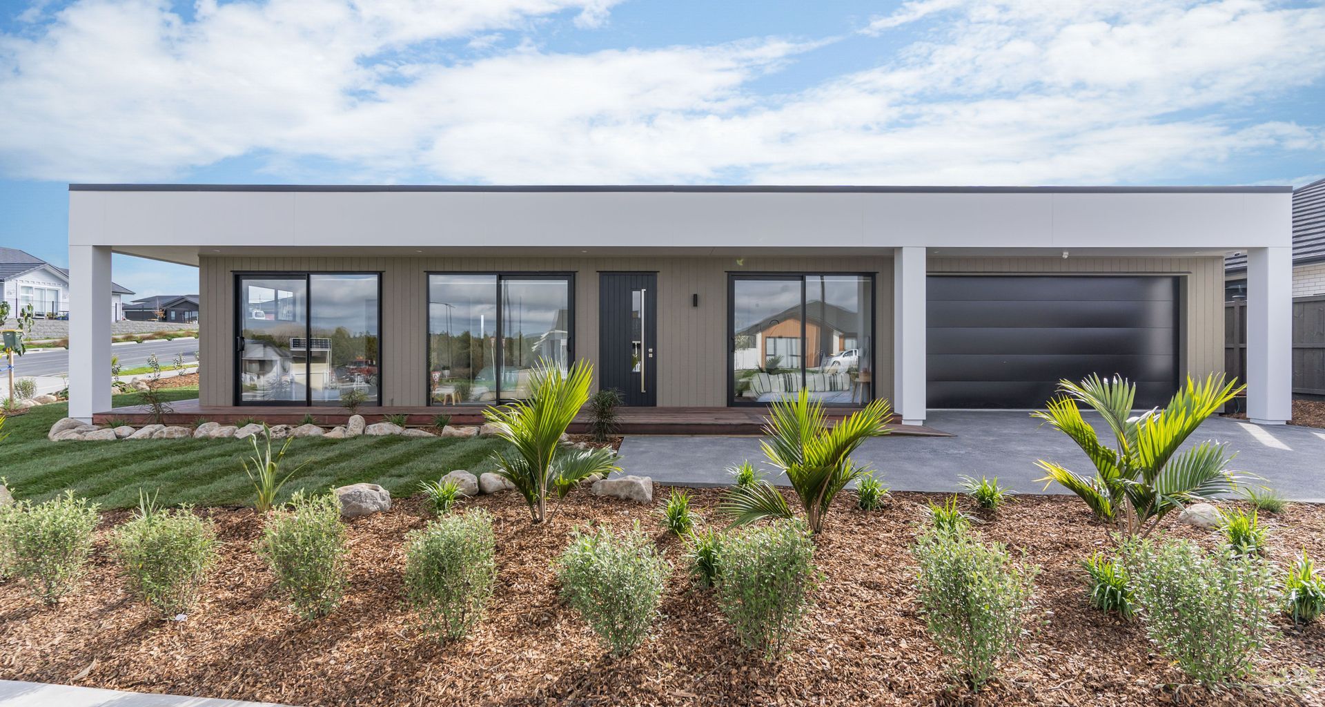 Milldale Showhome, Auckland banner