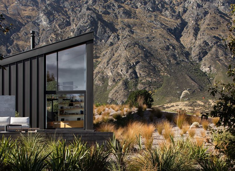 Hill House: an alpine form