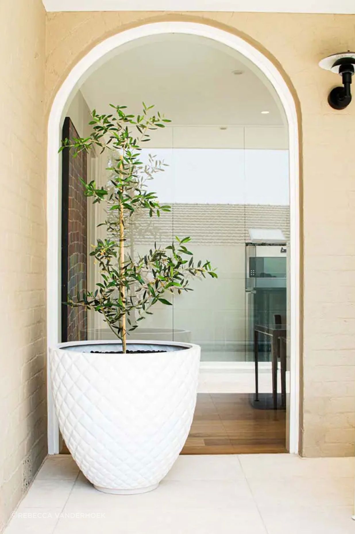 Tavira Limestone Alfresco |  Gardner Design