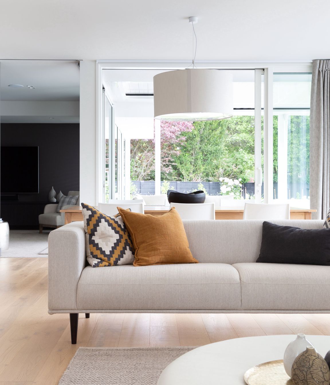 Fendalton House V