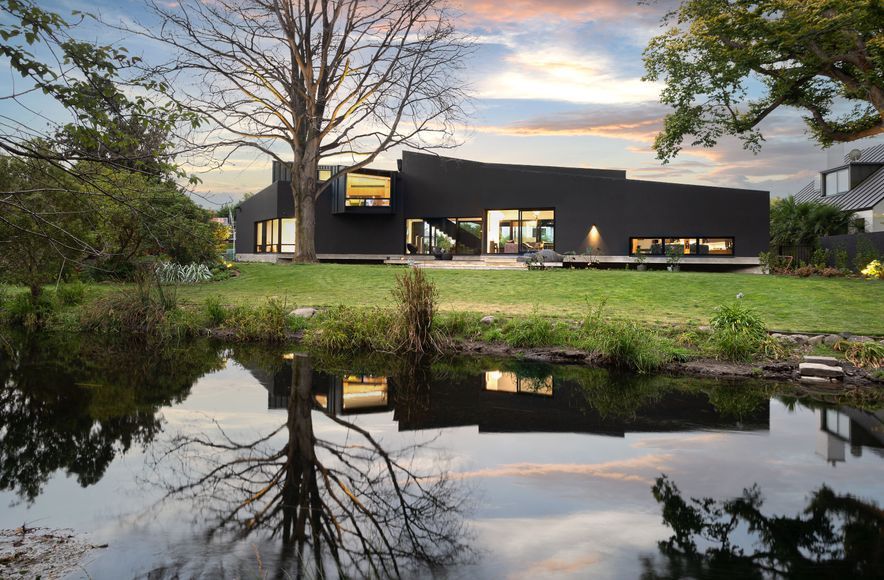 Desmond House