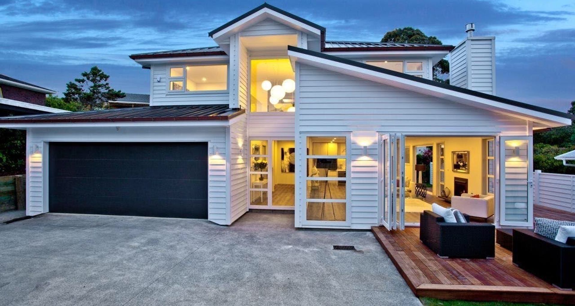 Hauraki House (2014) banner