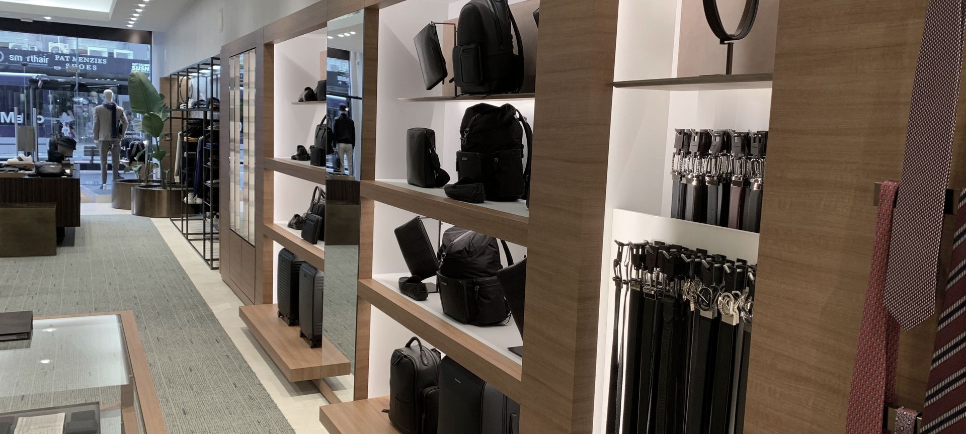 Retail Fit-Out Queen St banner