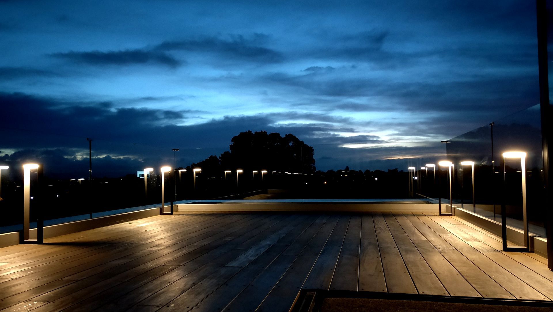 Modern Epsom Home banner