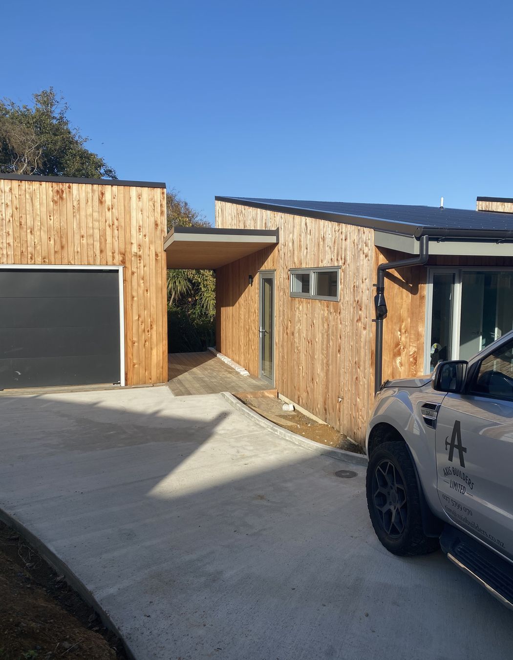 Otaki eco home