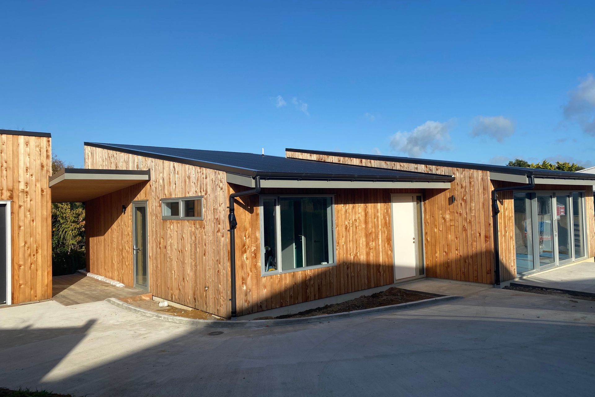 Otaki eco home