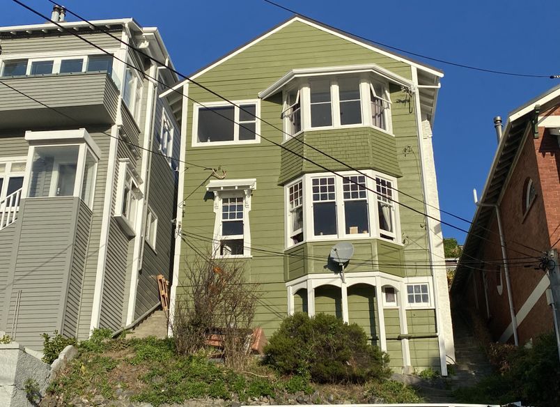 Mountvic Exterior Painting