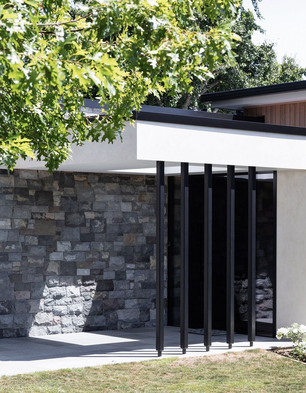 G & C House
