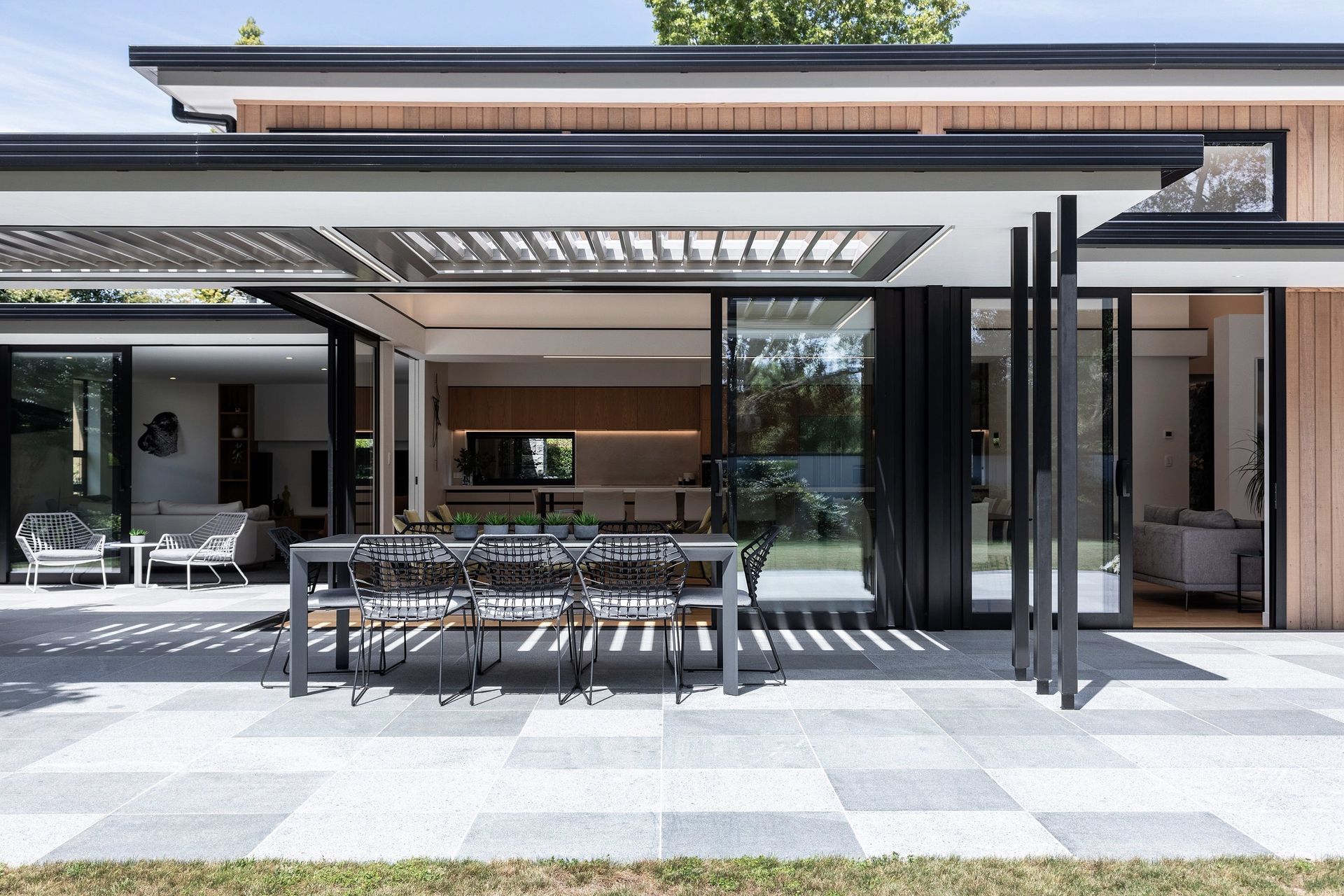 G & C House