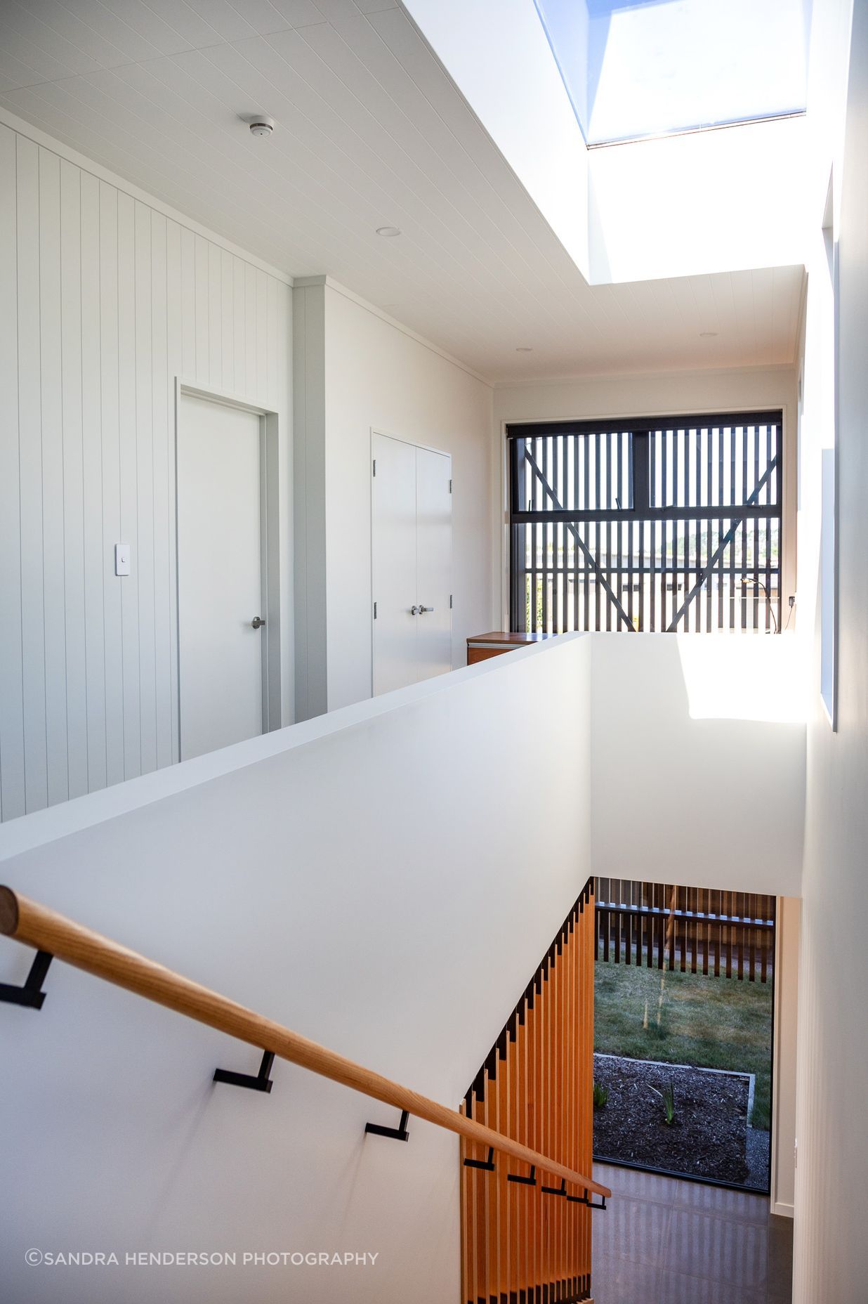 K & J House