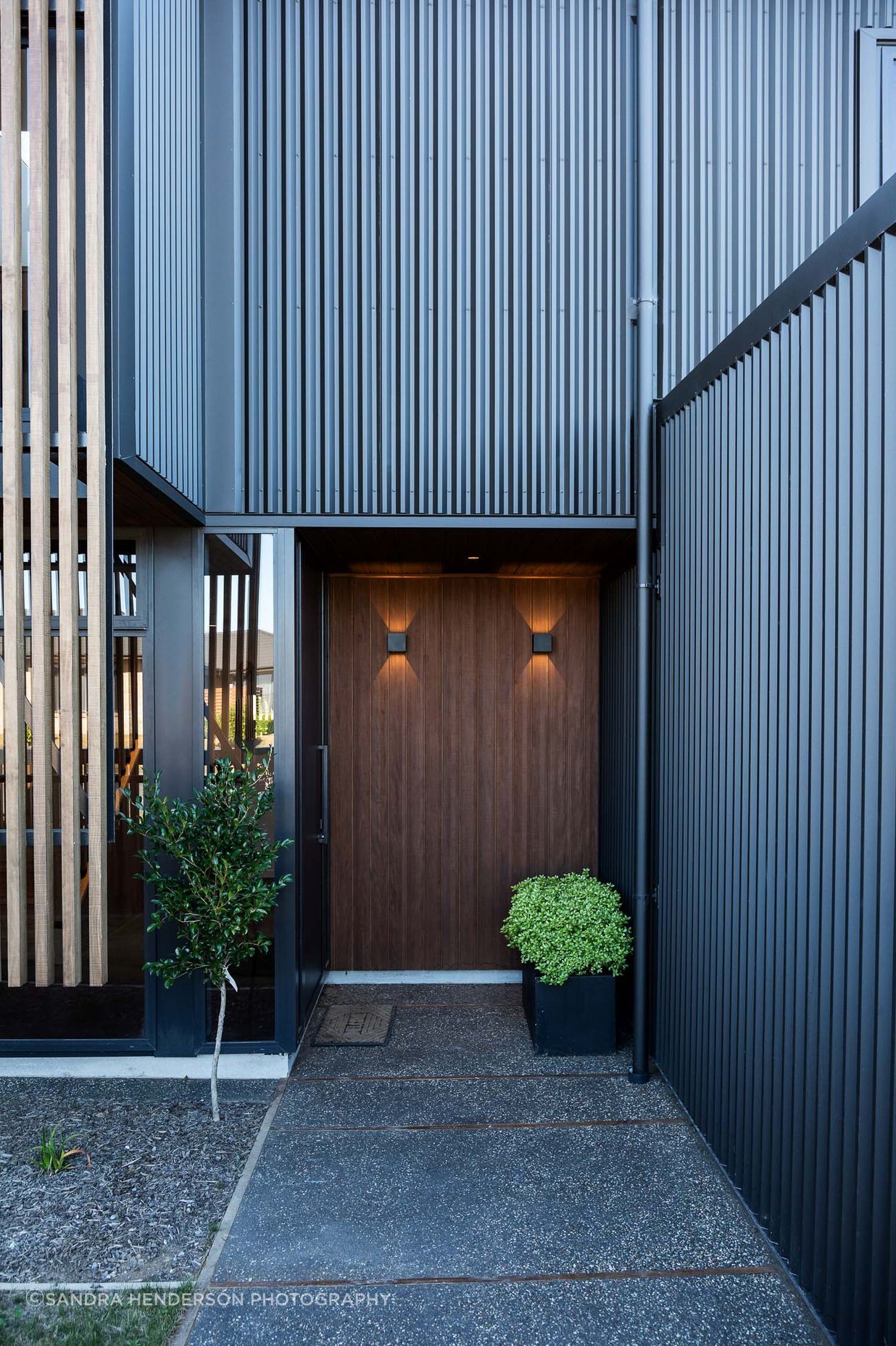 K & J House