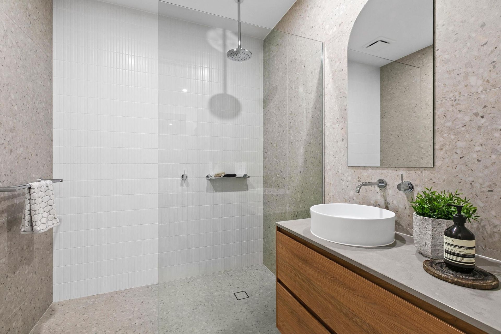 9 Lark Street, Altona