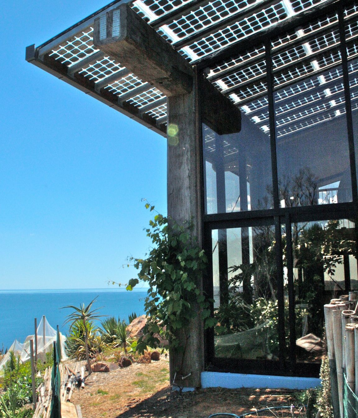 Indoor / Outdoor