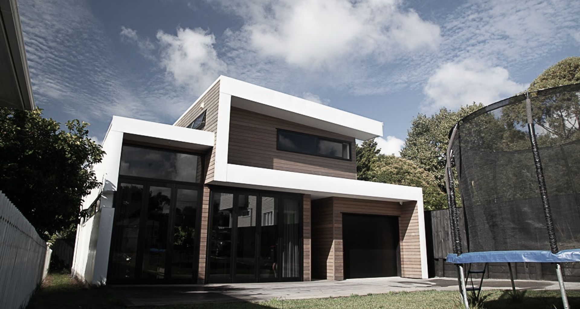 Modern Family Home banner