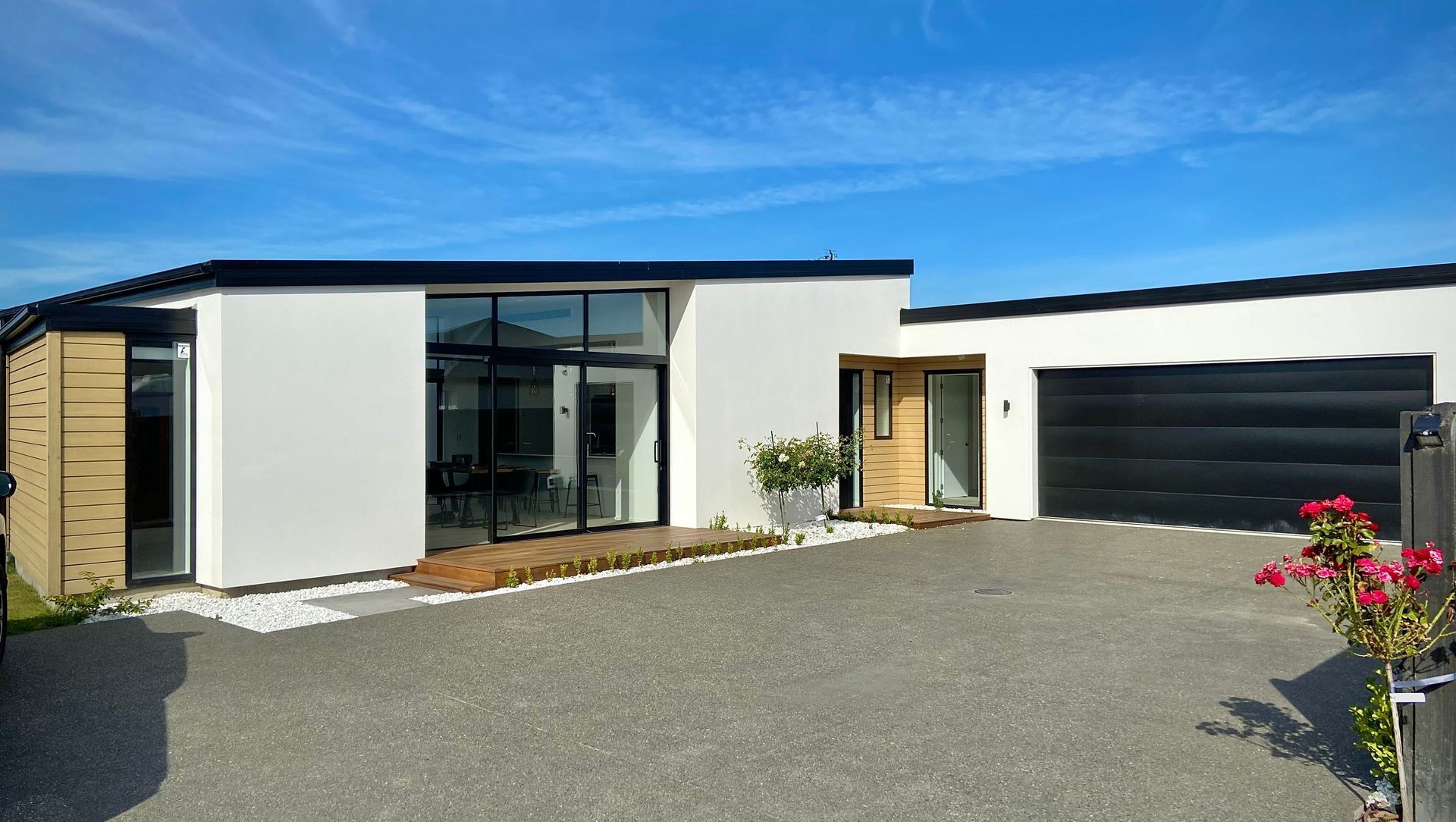 Vitalia Crescent banner