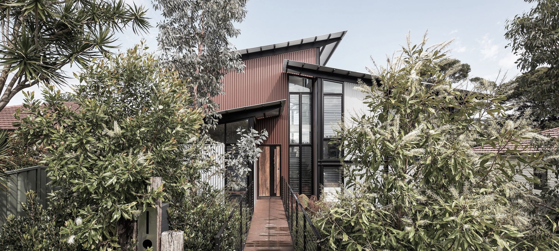 Tin Shed House banner