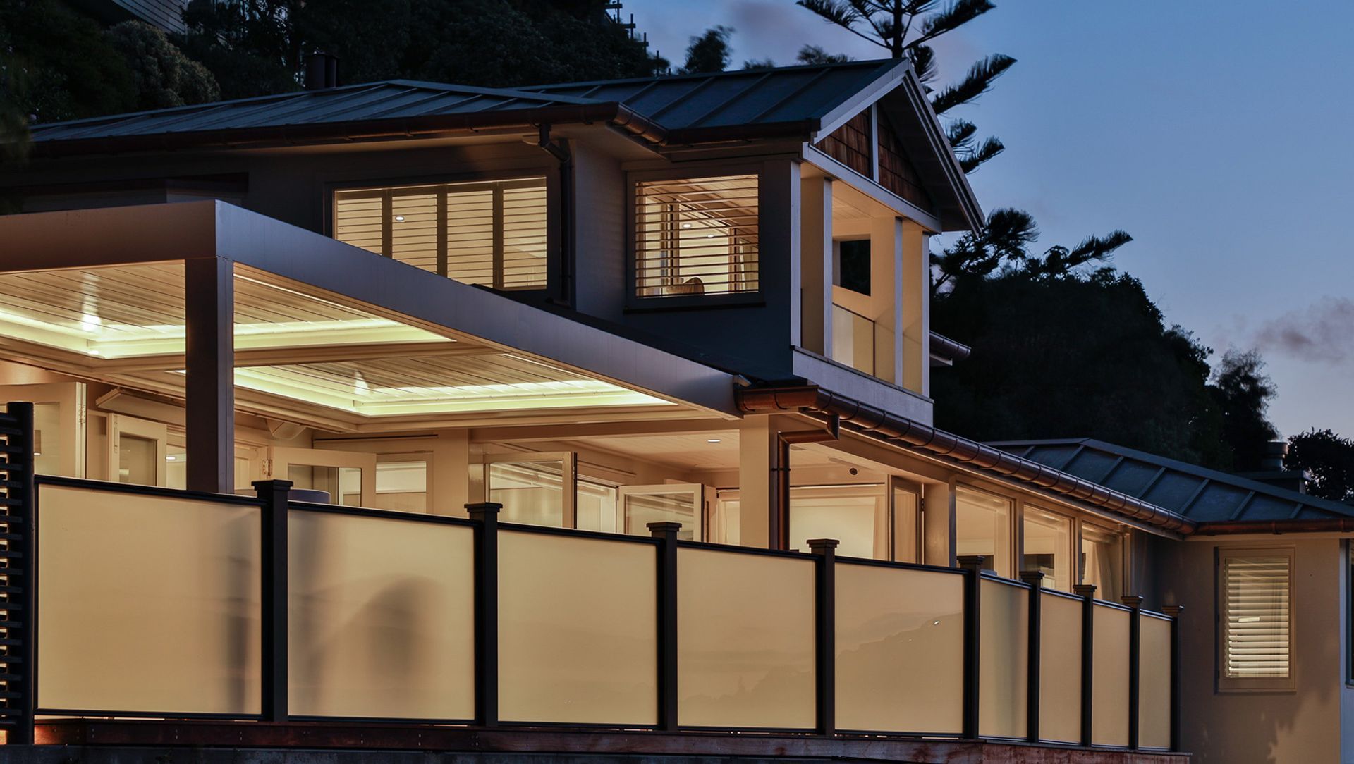 Coastal Retreat - Christchurch banner