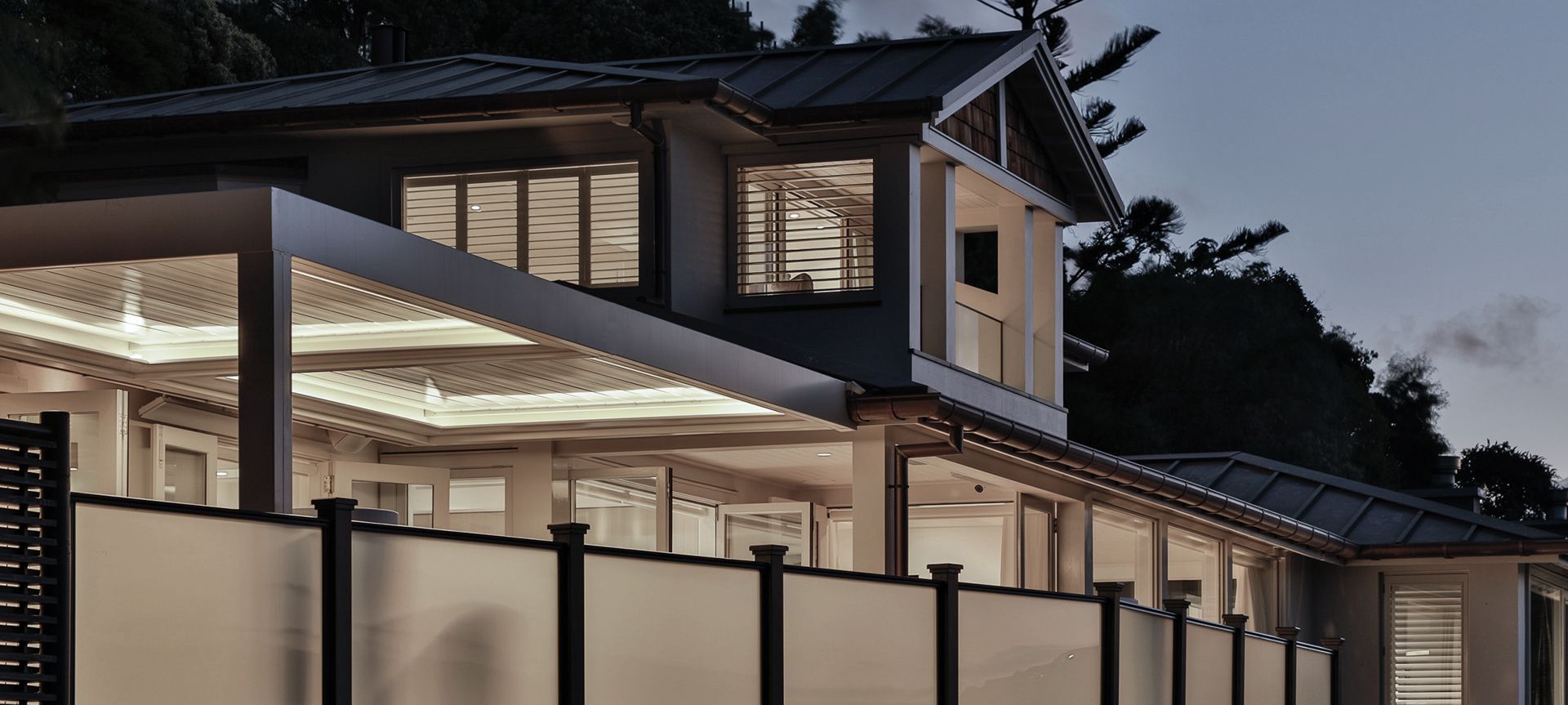 Coastal Retreat - Christchurch banner