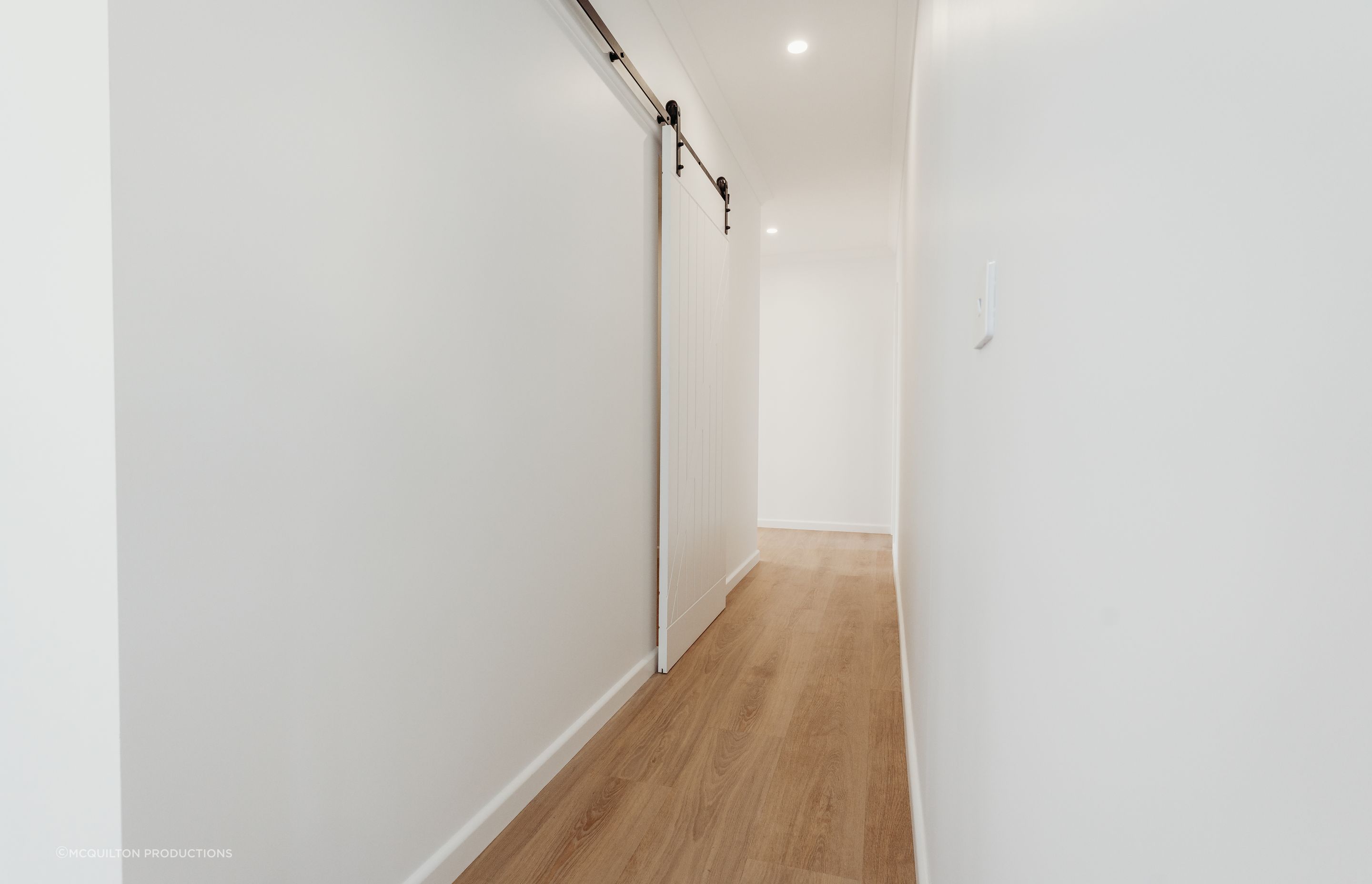 JVellaDunkirkInterior-21.JPG
