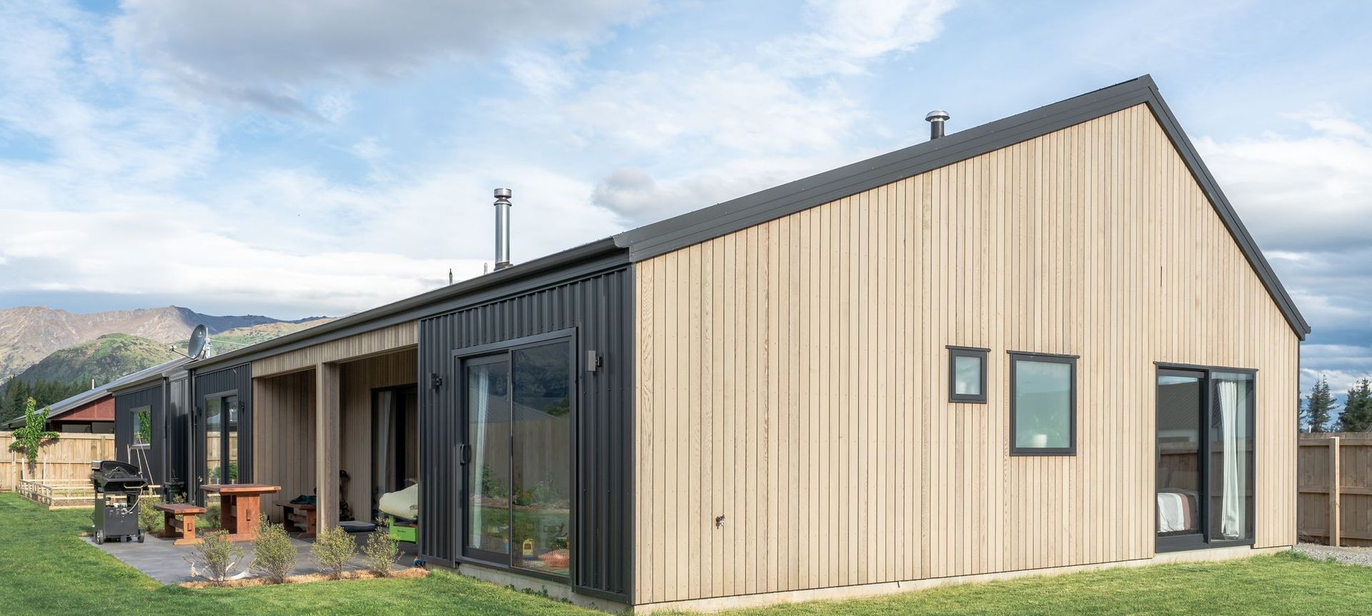 House and Workshop banner