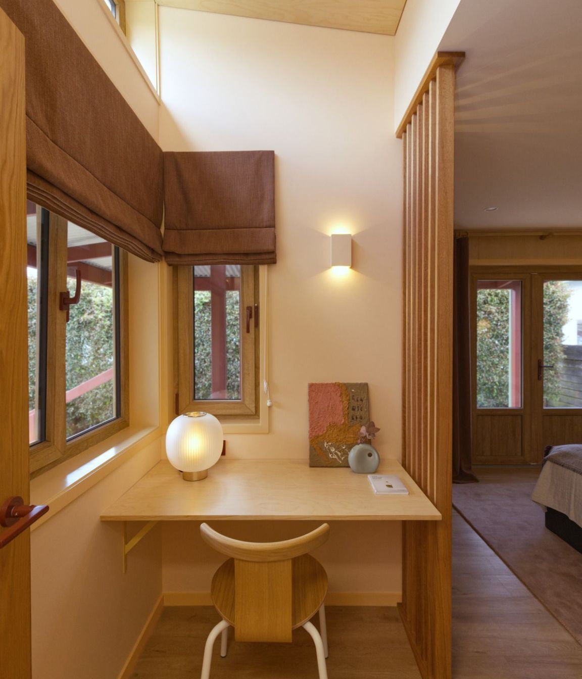 Kanat-StudioMatipo-Tea-HouseBedroom-Desk-v2.jpg