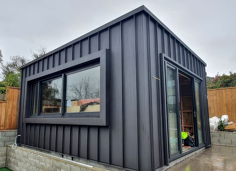 Tennis Pavillion - Espan 340 Flaxpod Matte