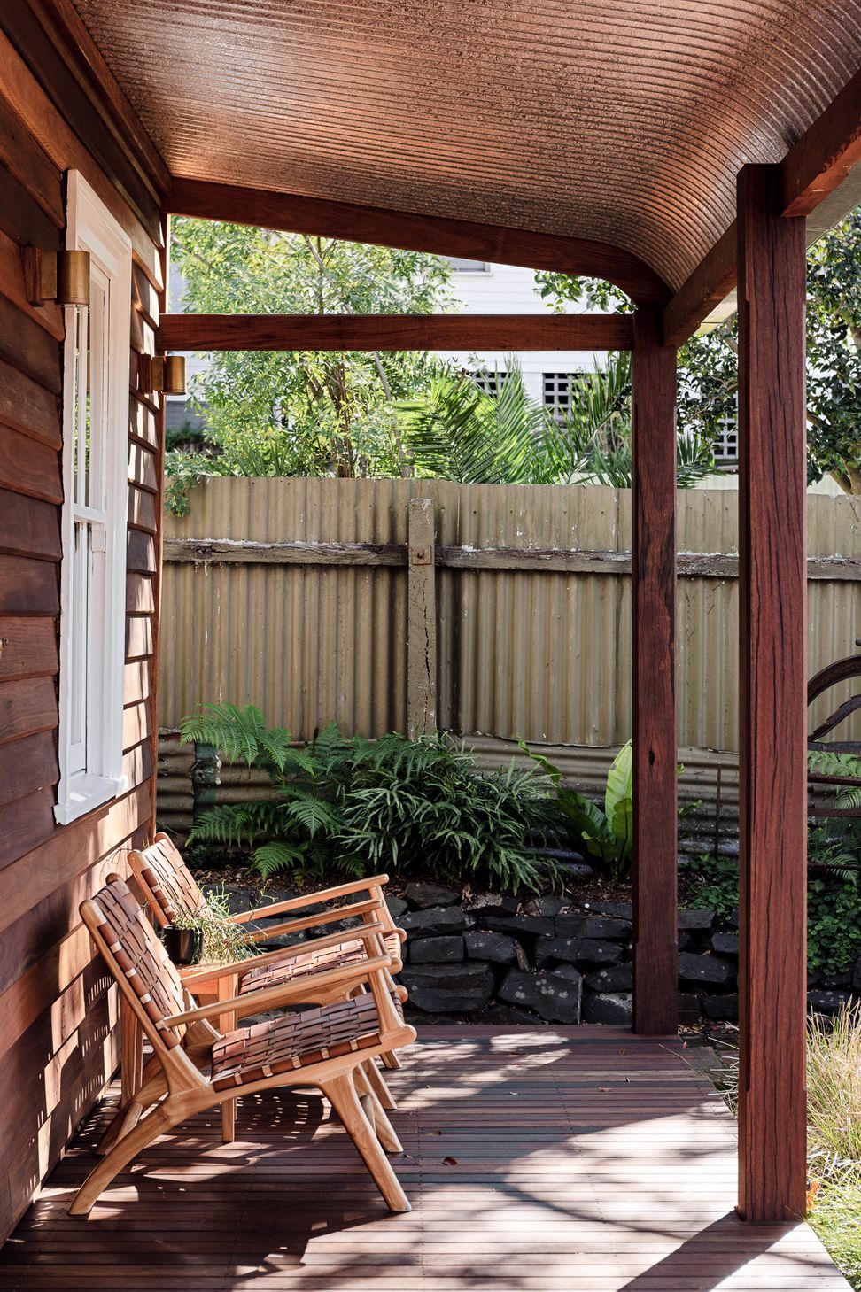 Kibbin-Design-Wallaby-Cottage-Mt-Kembla-Architectural-Photography-Light-and-Lines5.jpg