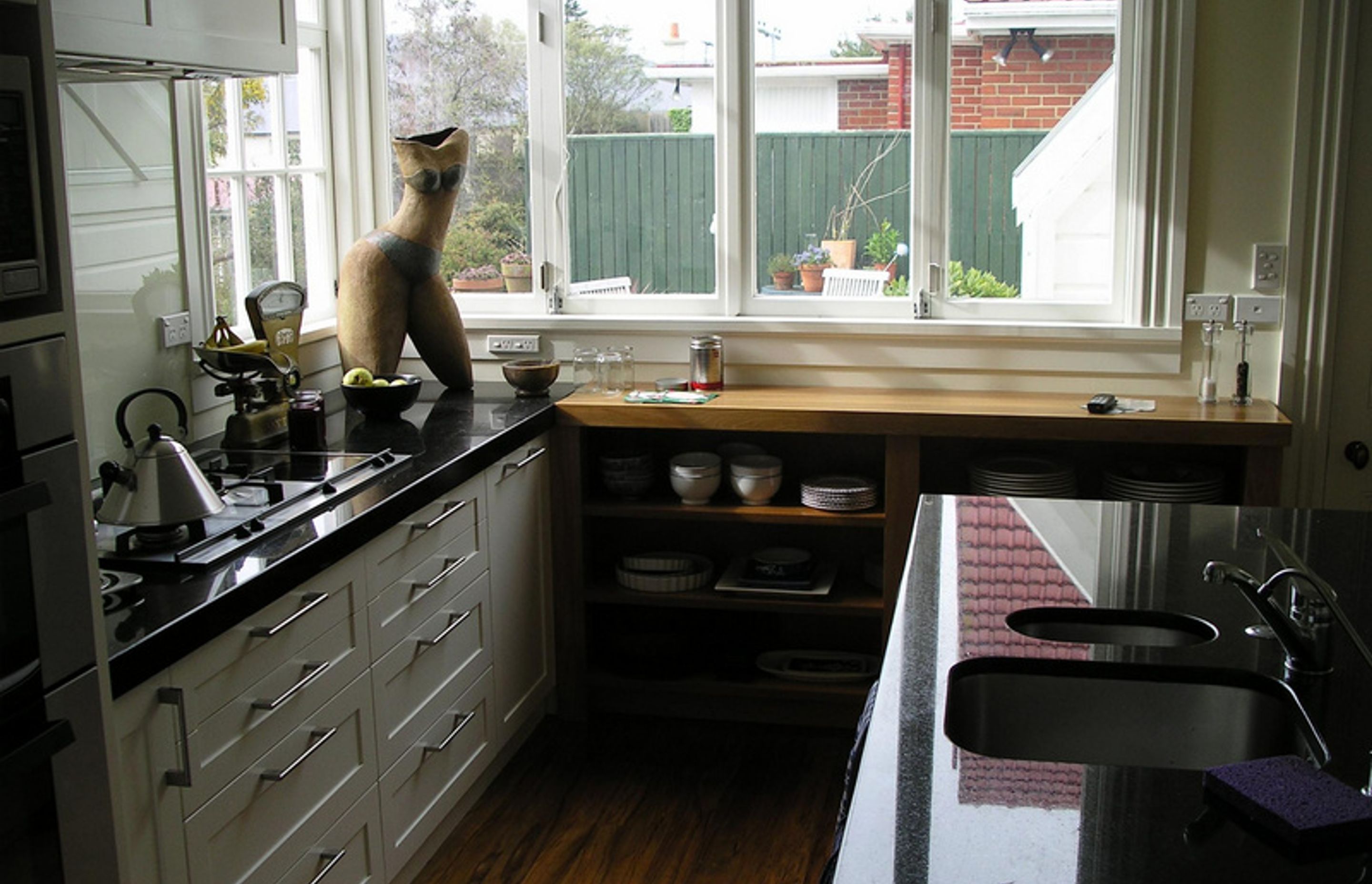 Mixing kitchen joinery styles