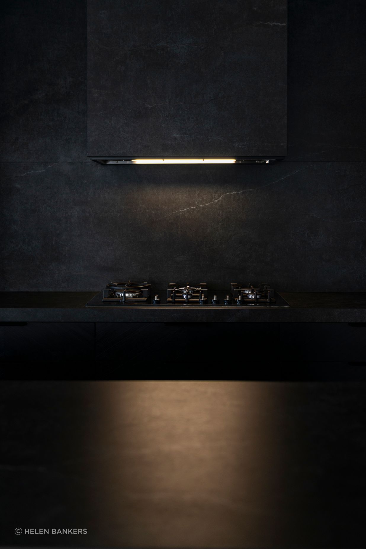 Kitchen2-v2.jpg