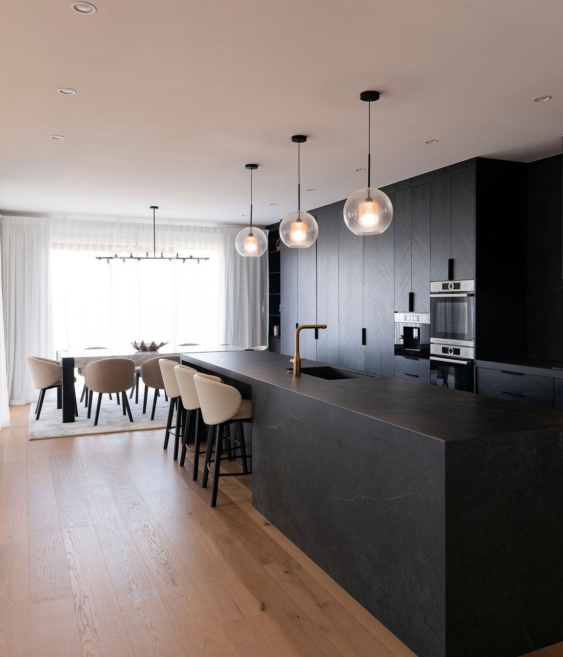 Kitchen4-v2.jpg