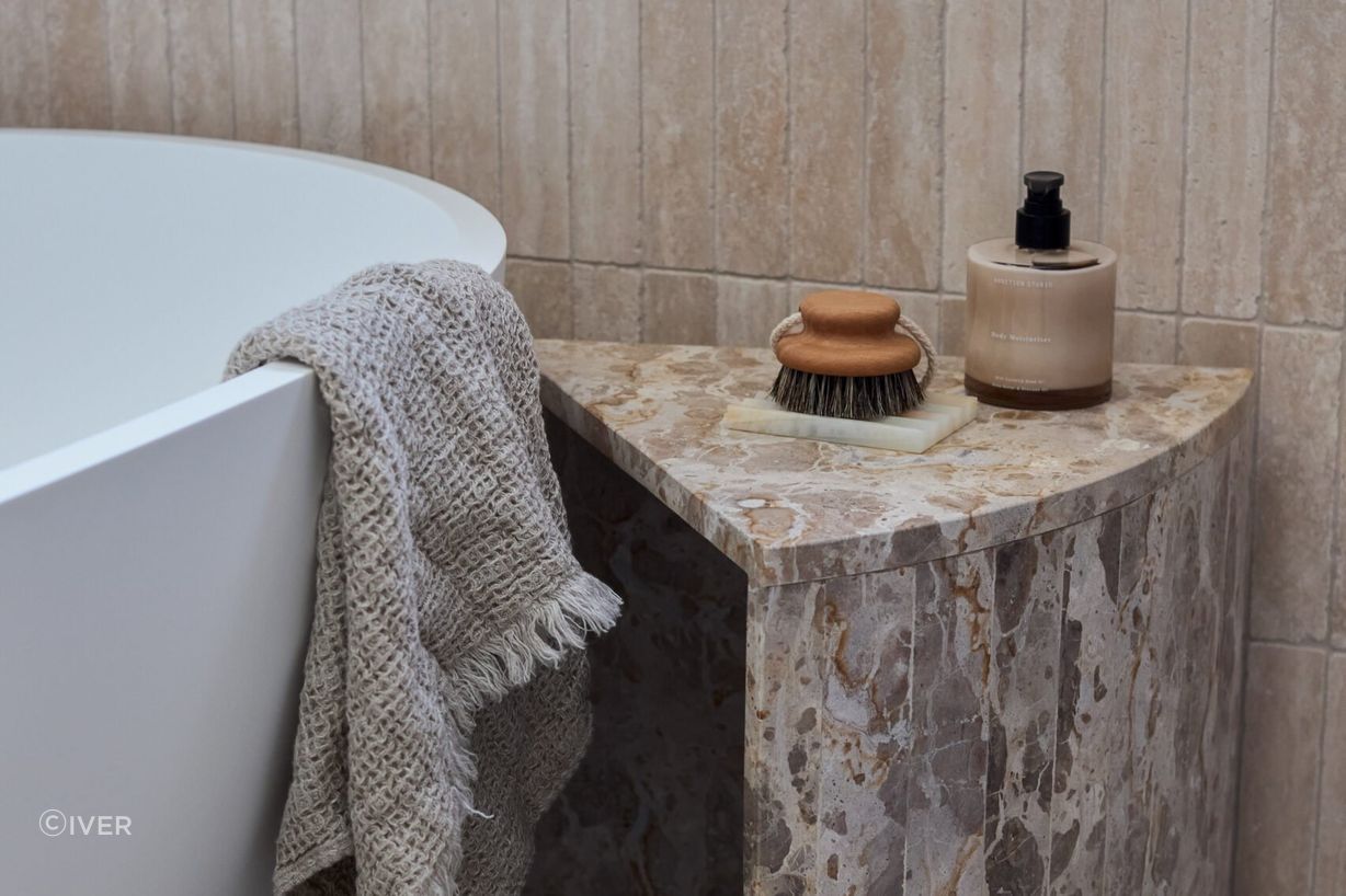 Kyal-Kara-Bay-Builds-House-1-Bath-02-scaled.jpg