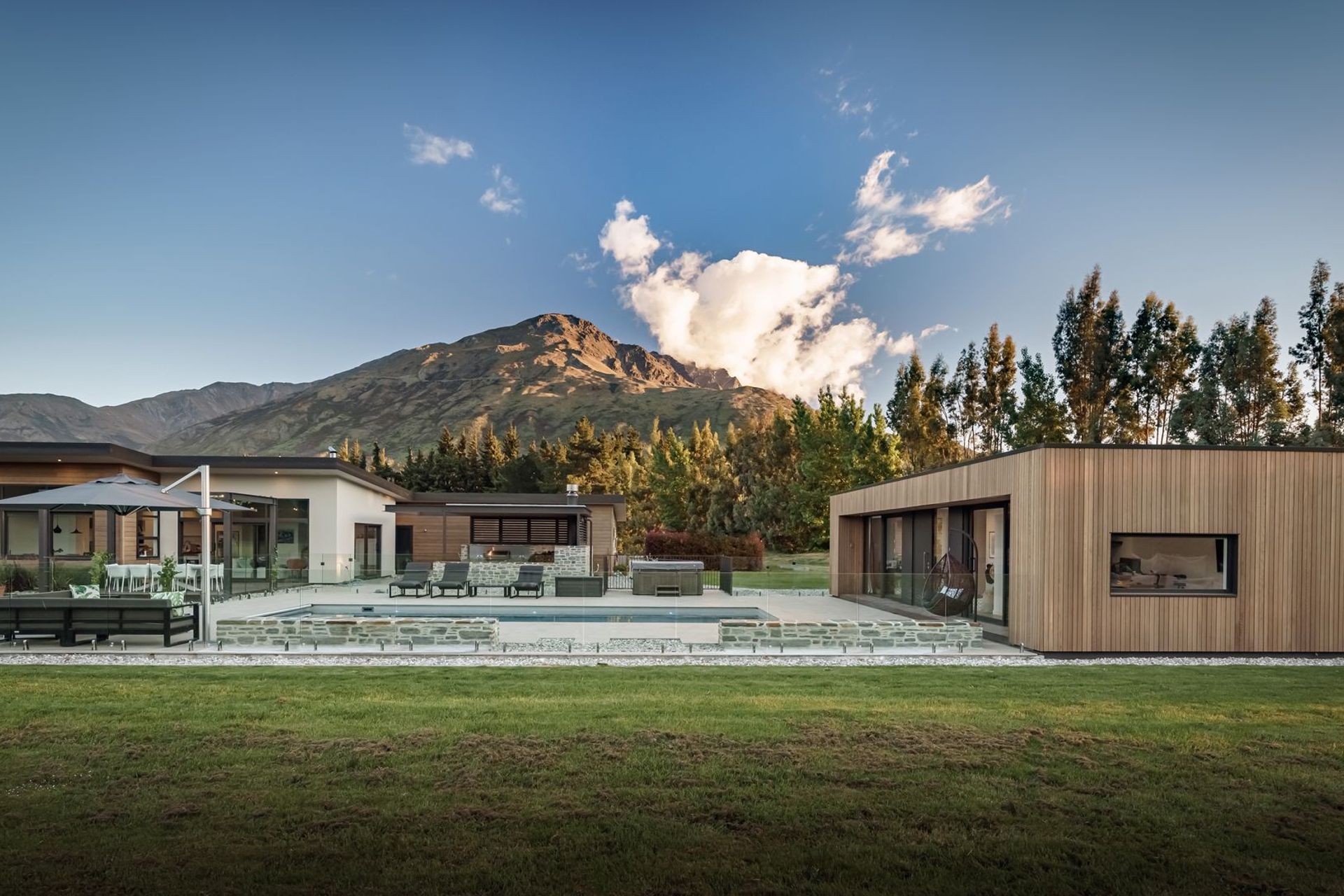 Shotover Pool House
