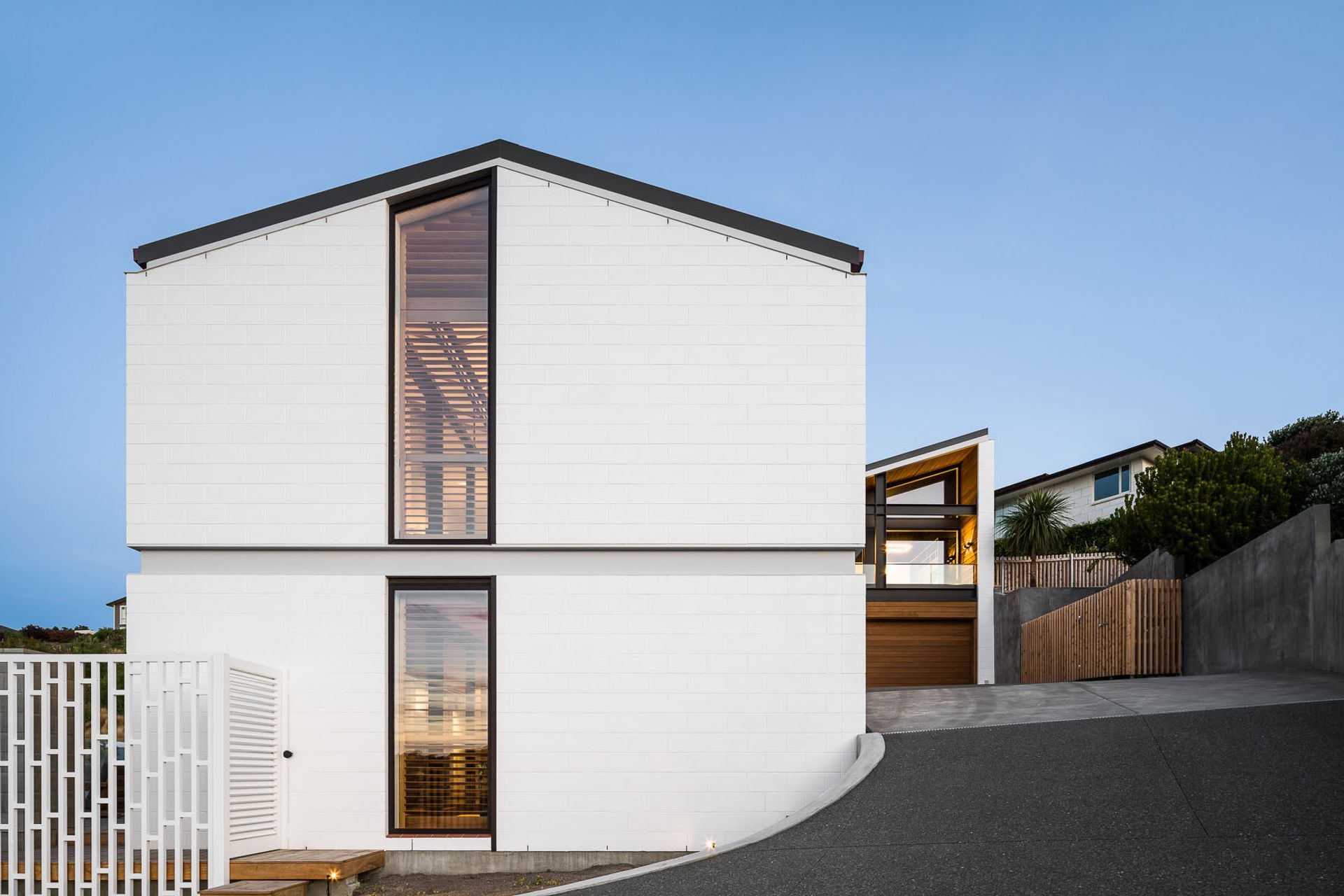 Concrete blocks were a key element in the Christchurch Style. Architect Greg Young chose a concrete block veneer to reference the style.