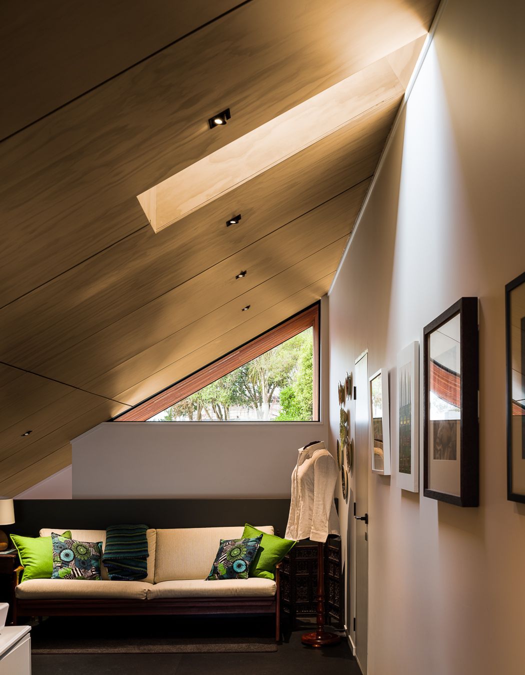 A small mezzanine area was created to act as a studio space for one of the owners.