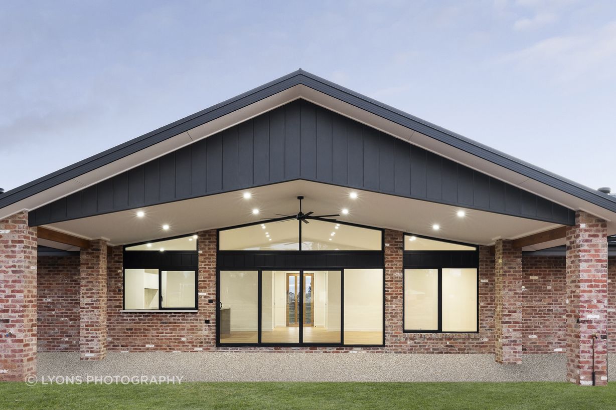 LP17618JarramWay395-Copy.jpg
