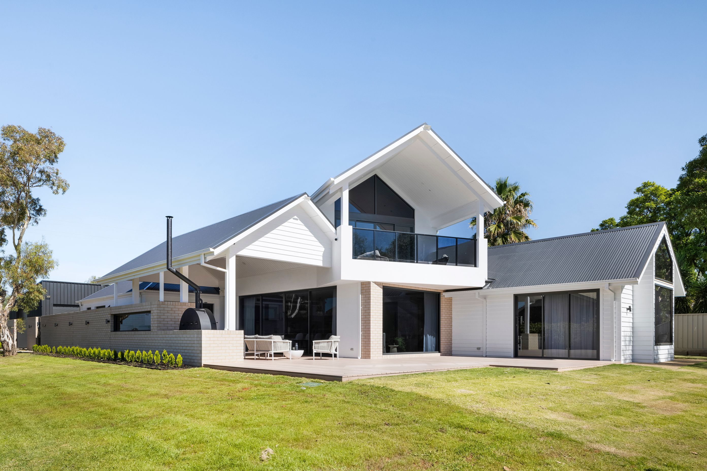 Lake-Boga-Residence-Exterior-Front.jpg