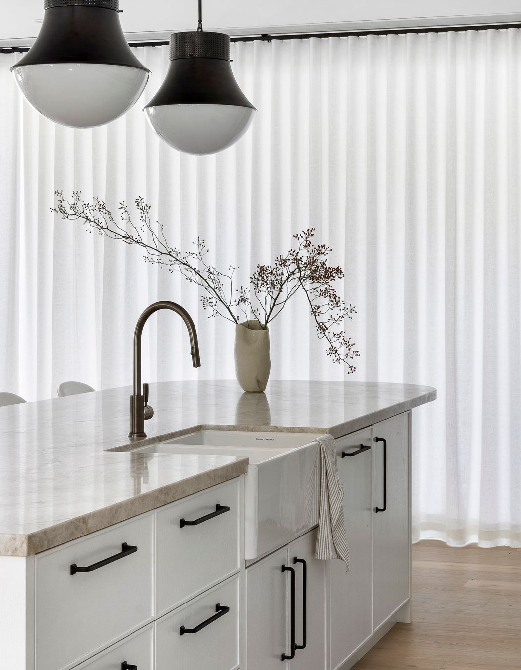 Lake-Boga-Residence-Kitchen-Interior.jpg