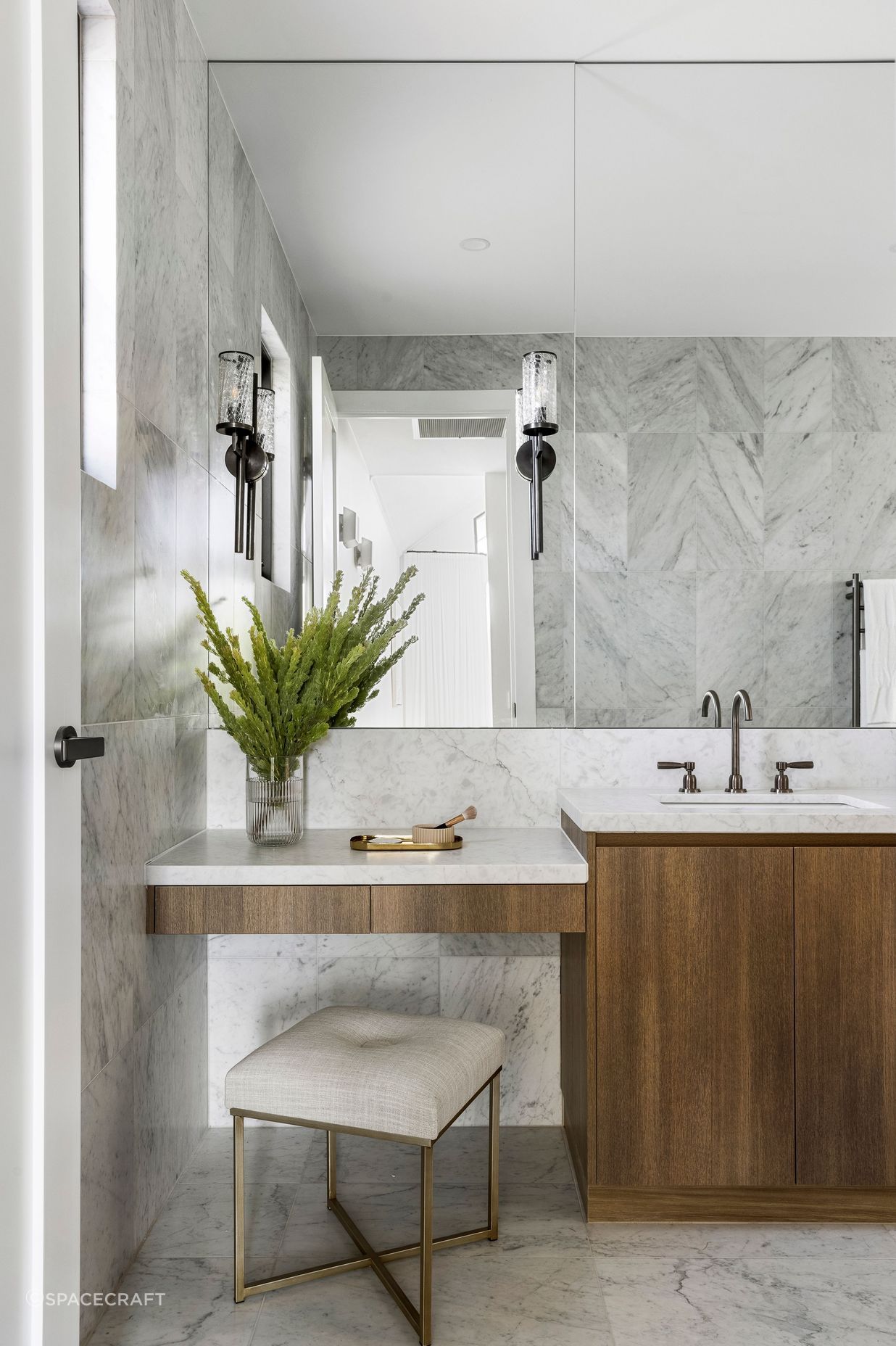 Lake-Boga-Residence-Master-Bedroom-Ensuite-Make-Up.jpg