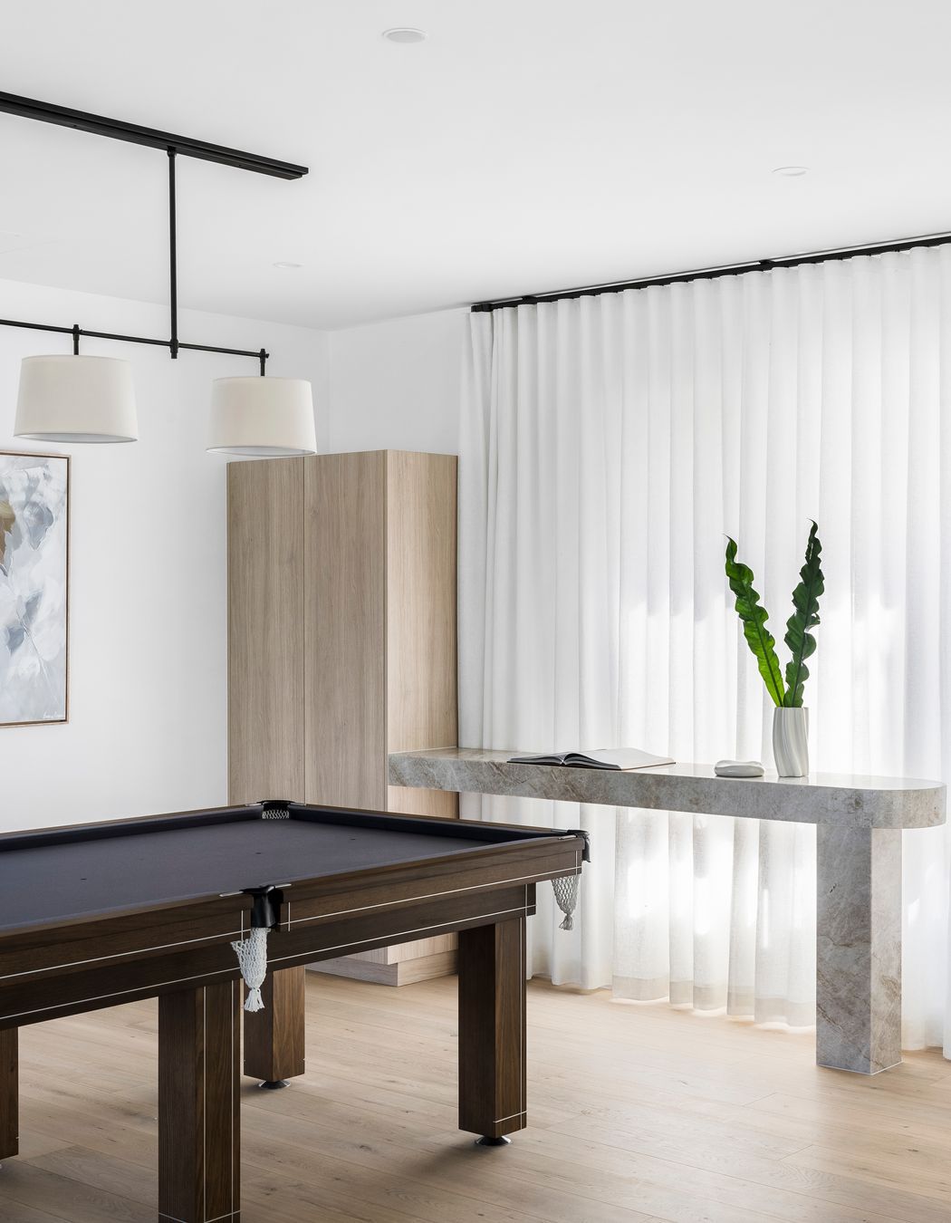 Lake-Boga-Residence-Pool-Table.jpg