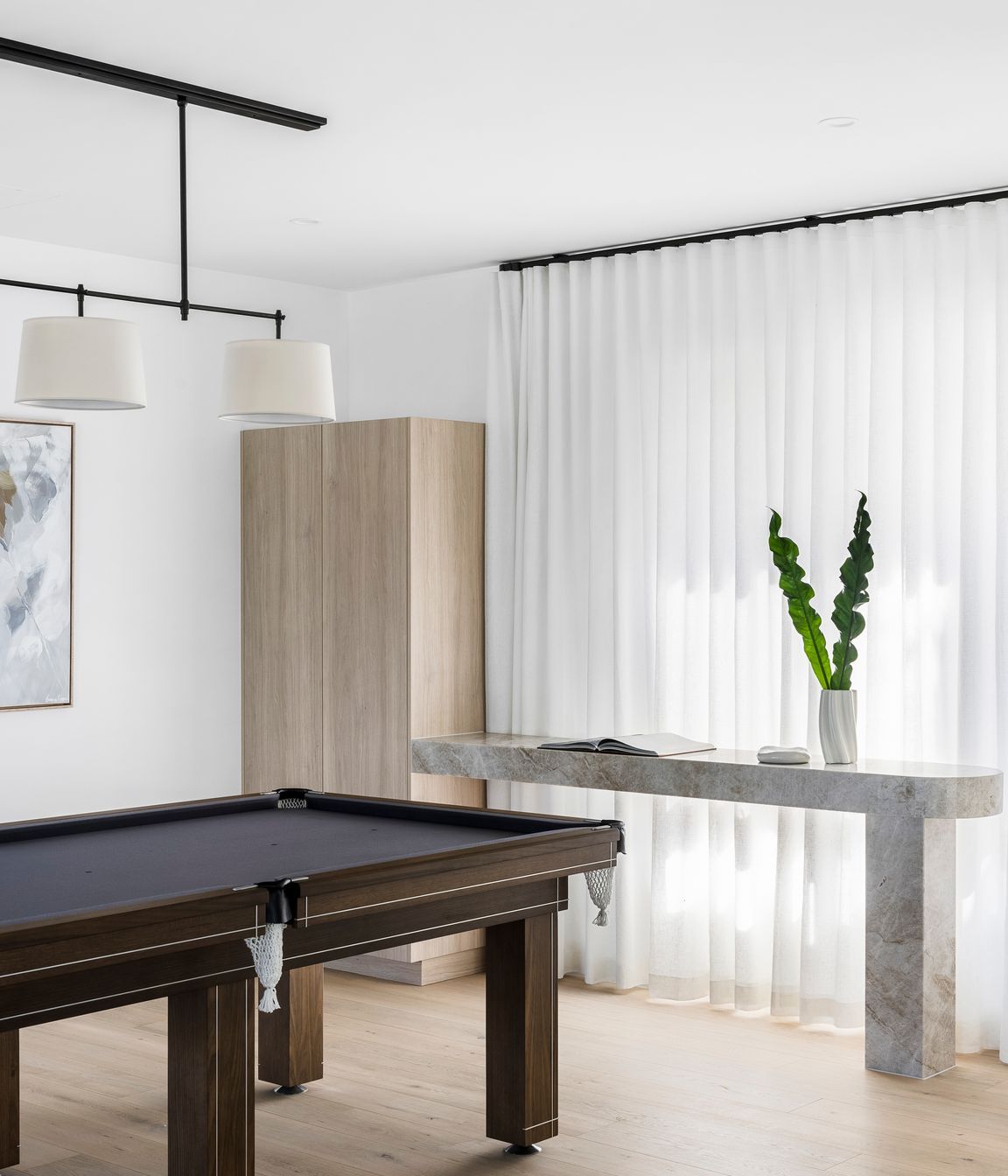 Lake-Boga-Residence-Pool-Table.jpg
