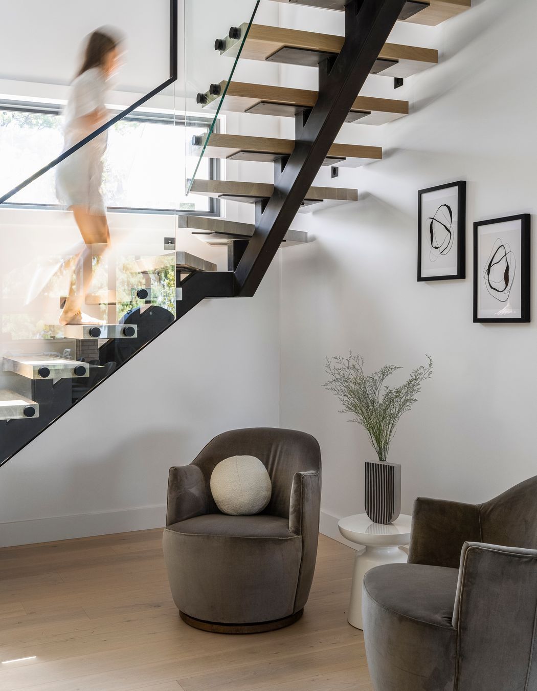 Lake-Boga-Residence-Stairs.jpg