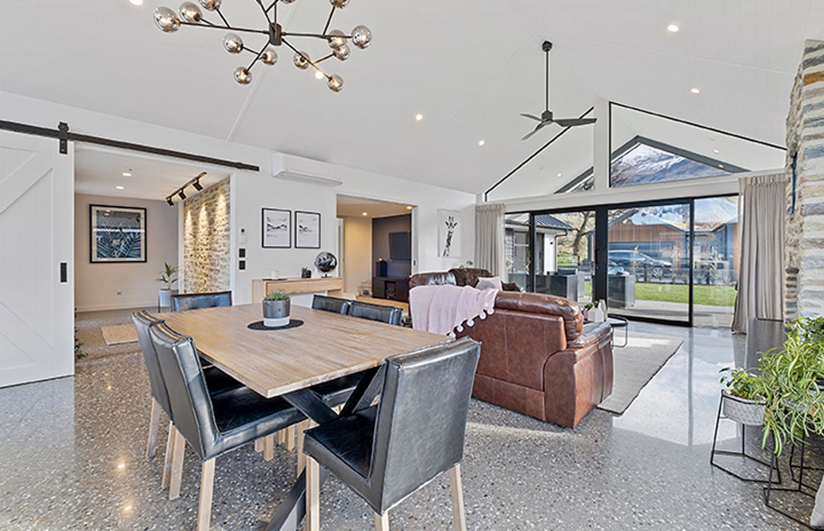 Meadowstone House