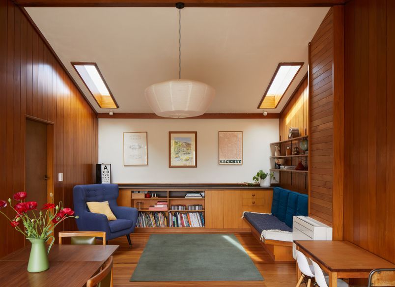Lucking House