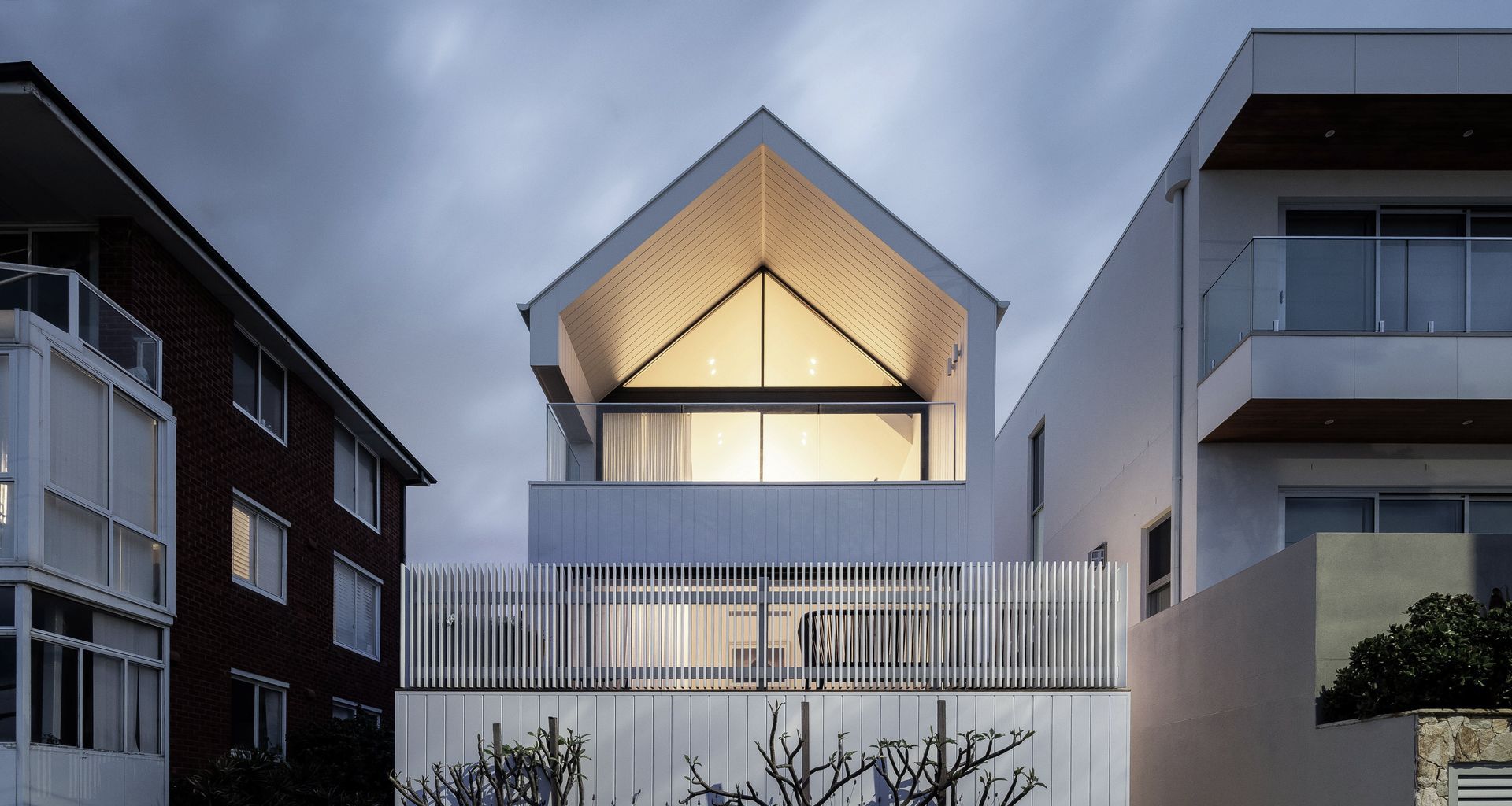 Clovelly House banner